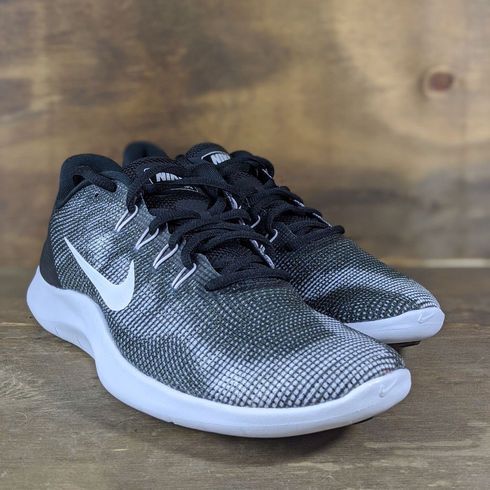 Mike flex 2018 run black white